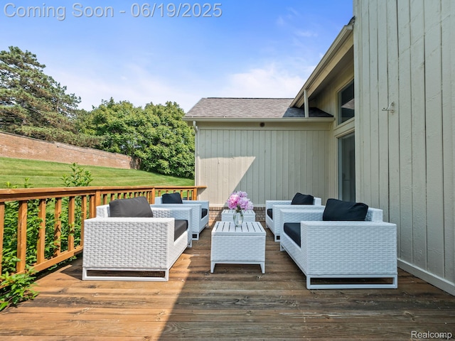 6420 Apple Grove Ln, Bloomfield Hills, MI 48301 - wooden terrace featuring an outdoor hangout area