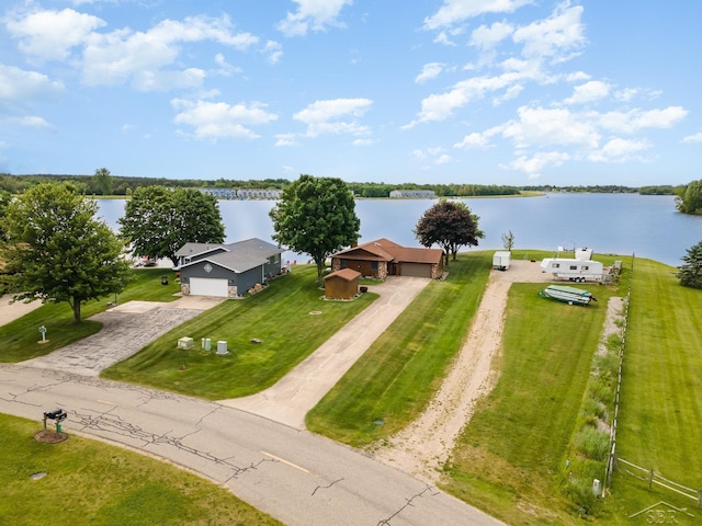 1653 Manchester Way, Gladwin, MI 48624 - bird's eye view of a large body of water
