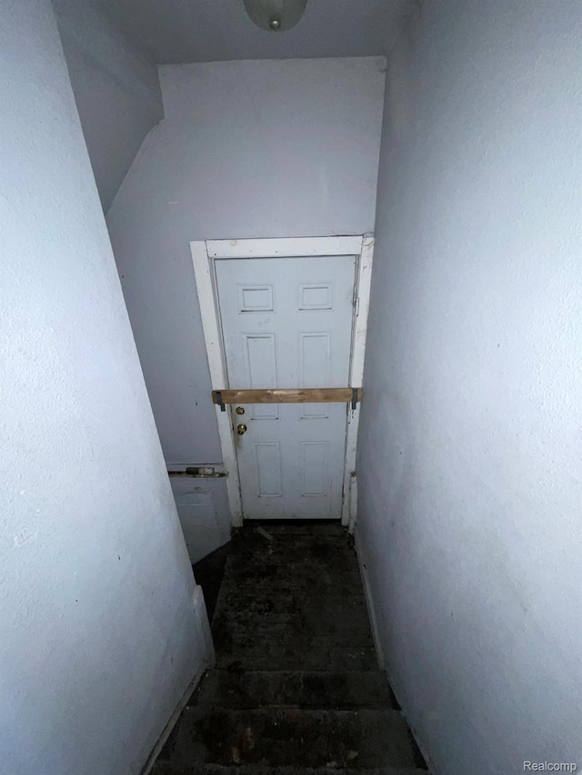 14200 Whitcomb St, Detroit, MI 48227 - view of doorway