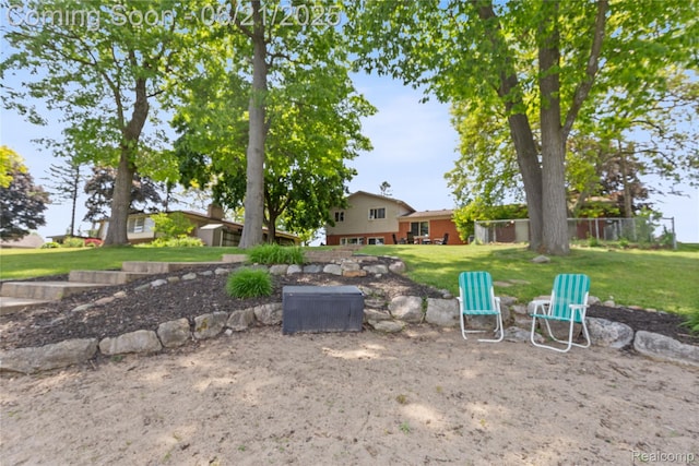 527 Tanview Dr, Oxford, MI 48371 - view of green lawn