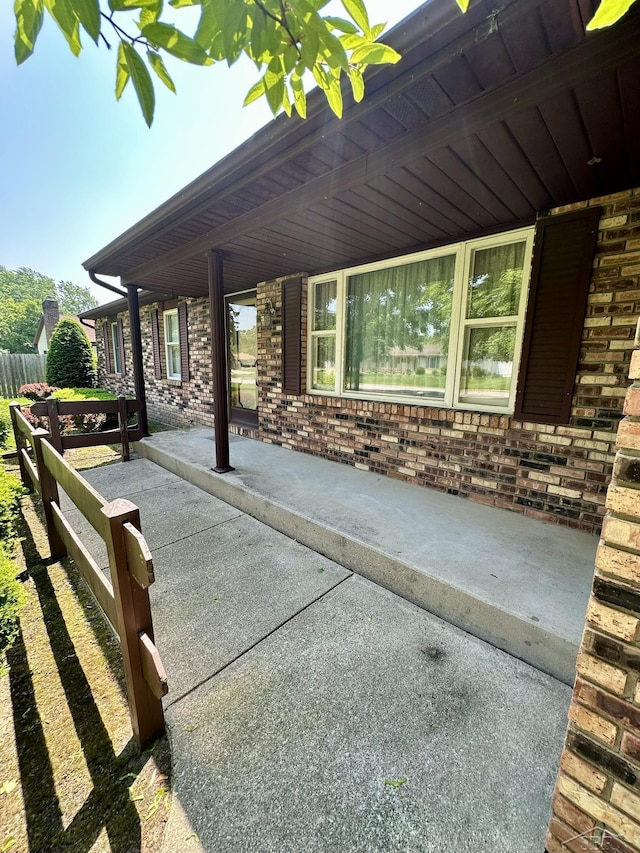 5697 Dunrovin Dr, Saginaw, MI 48638 - view of patio