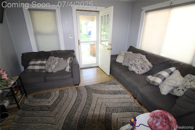123 Adelaide St, Pontiac, MI 48342 - living area with wood finished floors