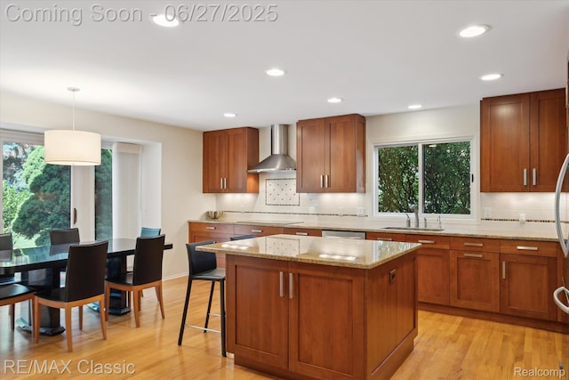 35606 Huntsman Ct, Farmington Hills, MI 48331 - kitchen with wall chimney exhaust hood, plenty of natural light, tasteful backsplash, a center island, and recessed lighting