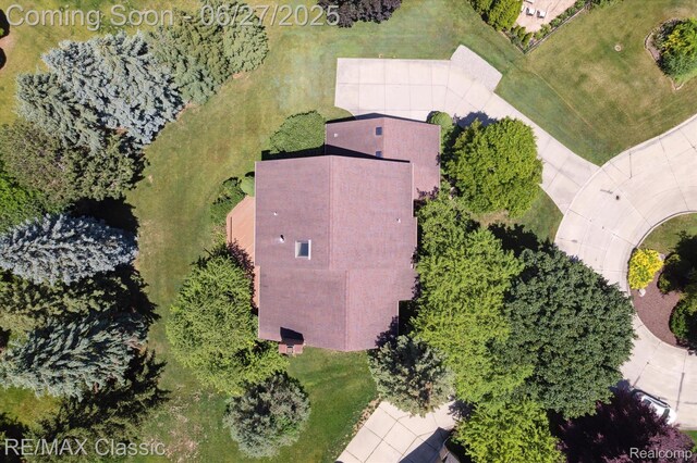 35606 Huntsman Ct, Farmington Hills, MI 48331 - aerial view