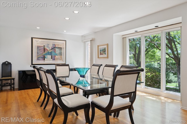 35606 Huntsman Ct, Farmington Hills, MI 48331 - dining room featuring recessed lighting and light wood-style flooring