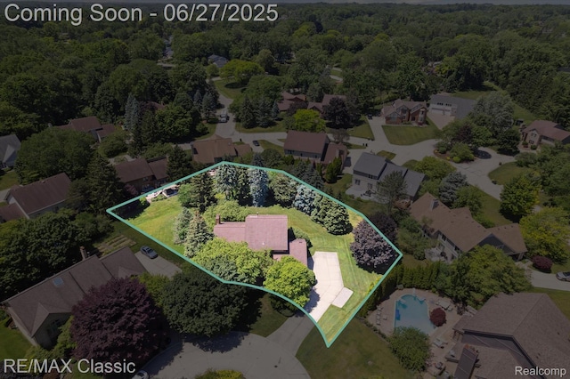 35606 Huntsman Ct, Farmington Hills, MI 48331 - aerial view of residential area featuring property parcel outlined