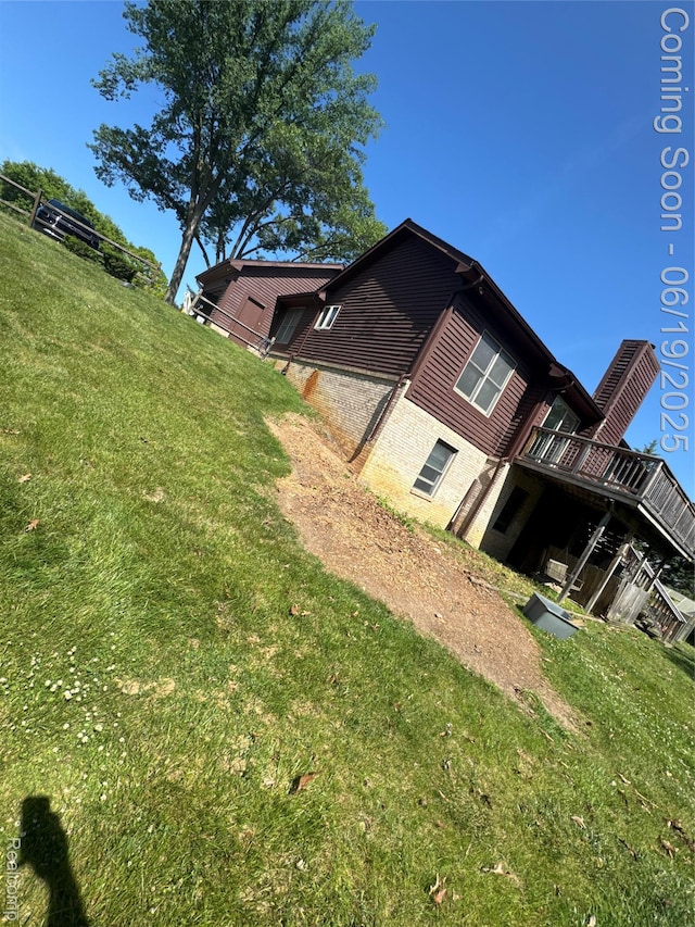 3163 Mystic Valley Dr, White Lake, MI 48383 - back of property featuring a yard