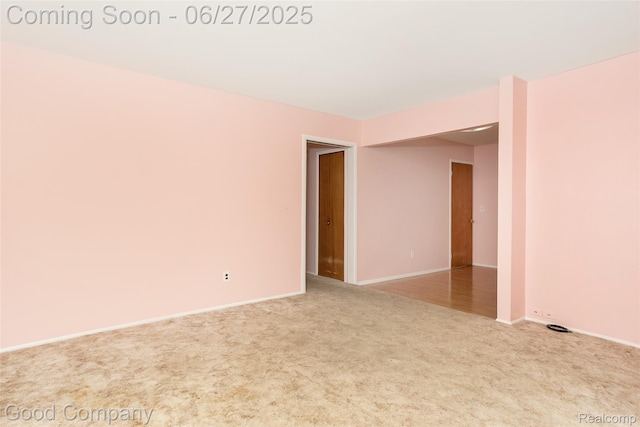 29035 Spoon Ave, Waterford, MI 48071 - empty room with carpet flooring and baseboards