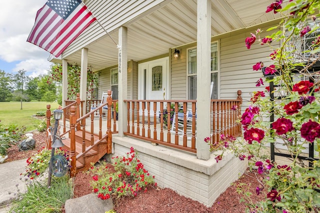 6824 Napoleon Rd, Jackson, MI 49201 - view of wooden porch