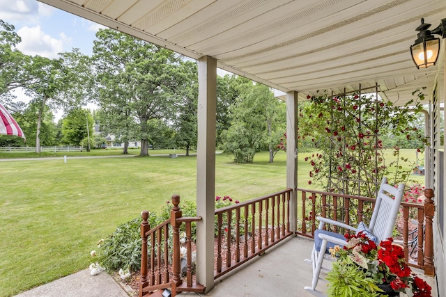 6824 Napoleon Rd, Jackson, MI 49201 - porch with a yard