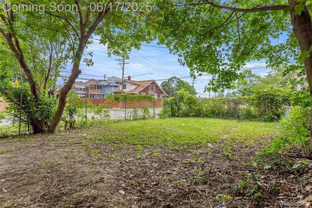 4266 Seminole St, Dearborn, MI 48214 - view of yard