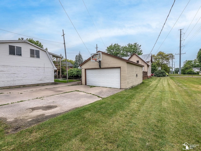 606 E 3rd St, Monroe, MI 48161 - view of detached garage