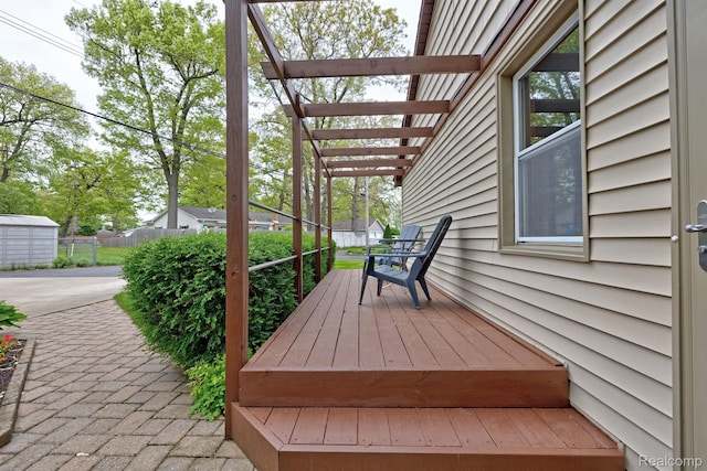 4030 Rollins Ave, Waterford, MI 48329 - view of wooden deck