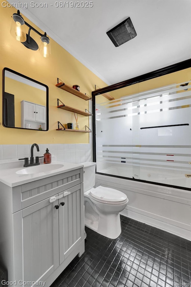 3979 Royal Ave, Berkley, MI 48072 - bathroom with vanity, shower / washtub combination, and tile patterned flooring
