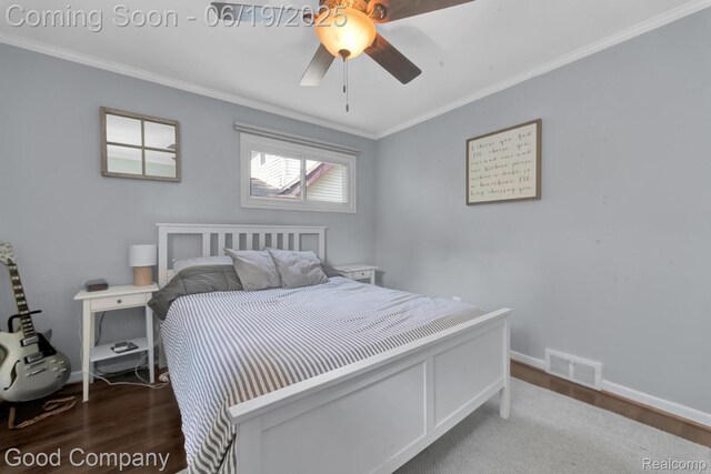 3979 Royal Ave, Berkley, MI 48072 - bedroom featuring ornamental molding, wood finished floors, and a ceiling fan