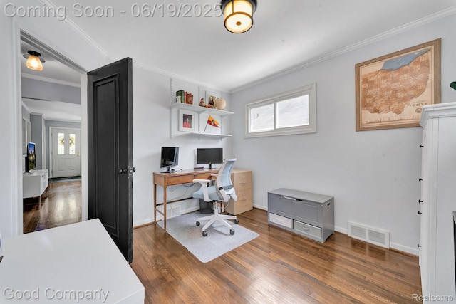 3979 Royal Ave, Berkley, MI 48072 - office with wood finished floors and ornamental molding