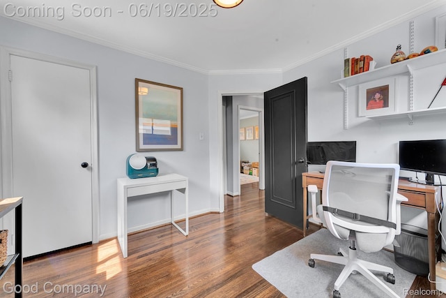 3979 Royal Ave, Berkley, MI 48072 - office space with wood finished floors and crown molding