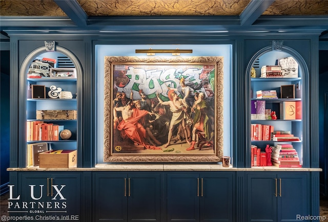 2150 Iroquois St, Detroit, MI 48201 - detailed view of coffered ceiling, ornamental molding, and beam ceiling