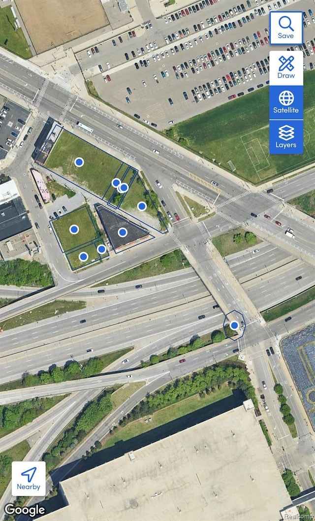 850 W Fisher Fwy, Highland Park, MI 48201