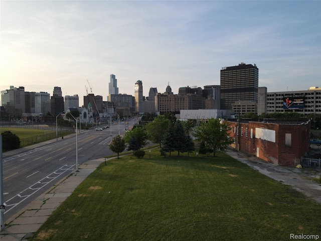 2402 4th St, Highland Park, MI 48201