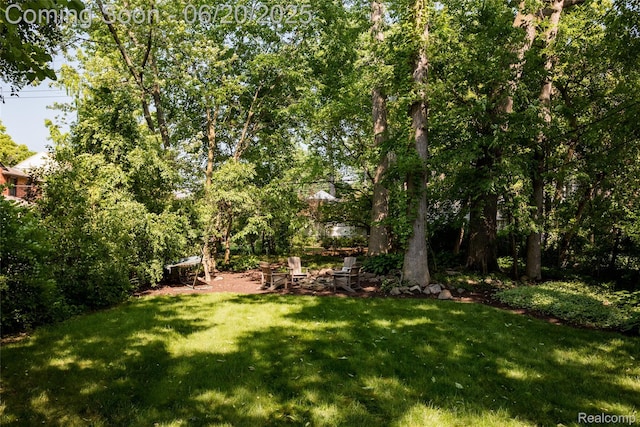 55 Oakdale Blvd, Pleasant Ridge, MI 48069 - view of grassy yard