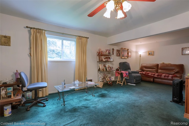 637 Arthur Ave, Pontiac, MI 48341 - living area featuring a ceiling fan and carpet floors