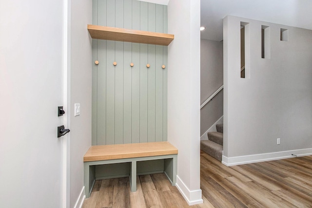994 Harbor Dr E, Saint Joseph, MI 49085 - mudroom with wood finished floors and baseboards