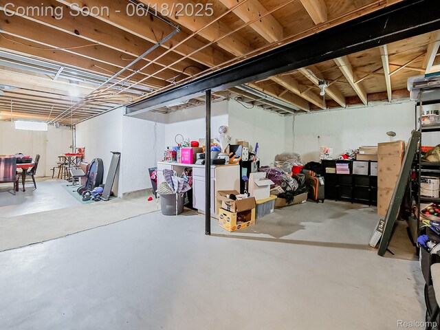 31123 S Wind Ct, Roseville, MI 48026 - photo 25