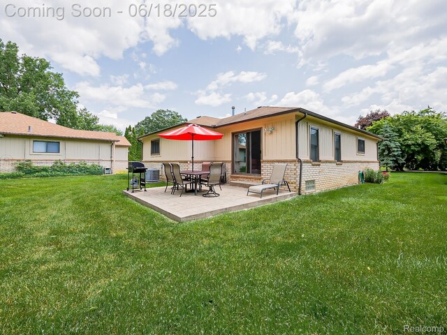 31123 S Wind Ct, Roseville, MI 48026 - photo 29