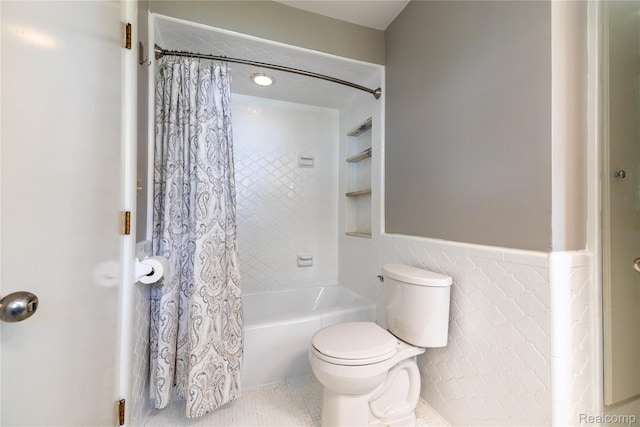 19891 Parke Ln, Grosse Ile, MI 48138 - full bathroom featuring shower / bath combo and tile patterned flooring