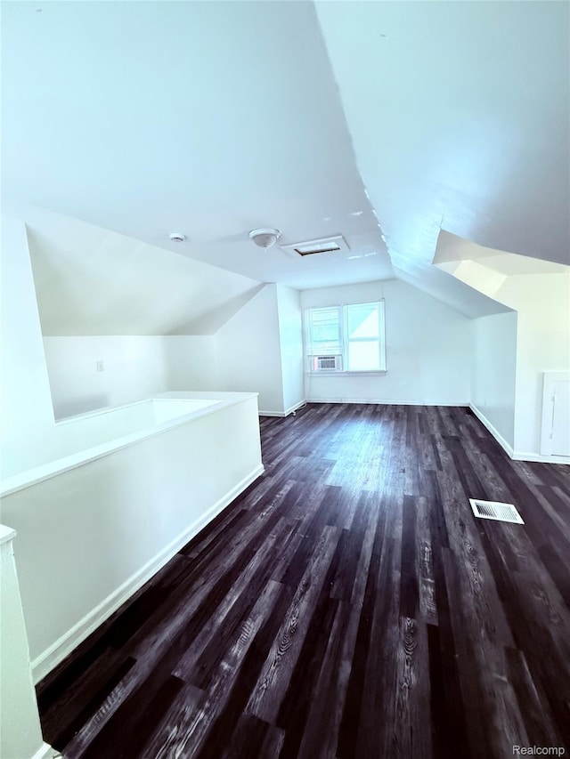 9941 Minock St, Detroit, MI 48228 - bonus room with lofted ceiling and wood finished floors