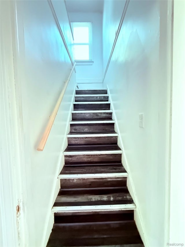9941 Minock St, Detroit, MI 48228 - stairway with wood finished floors