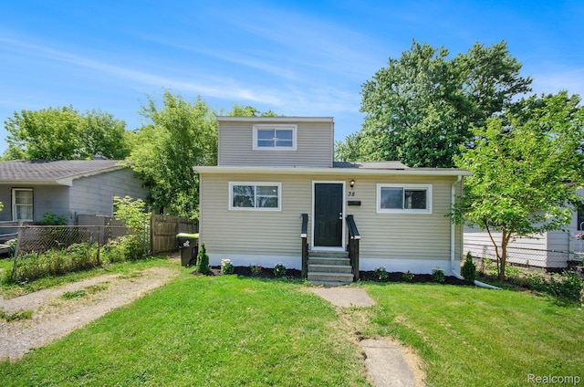 38 E Ypsilanti Ave, Southfield, MI 48340 - view of front of home with entry steps