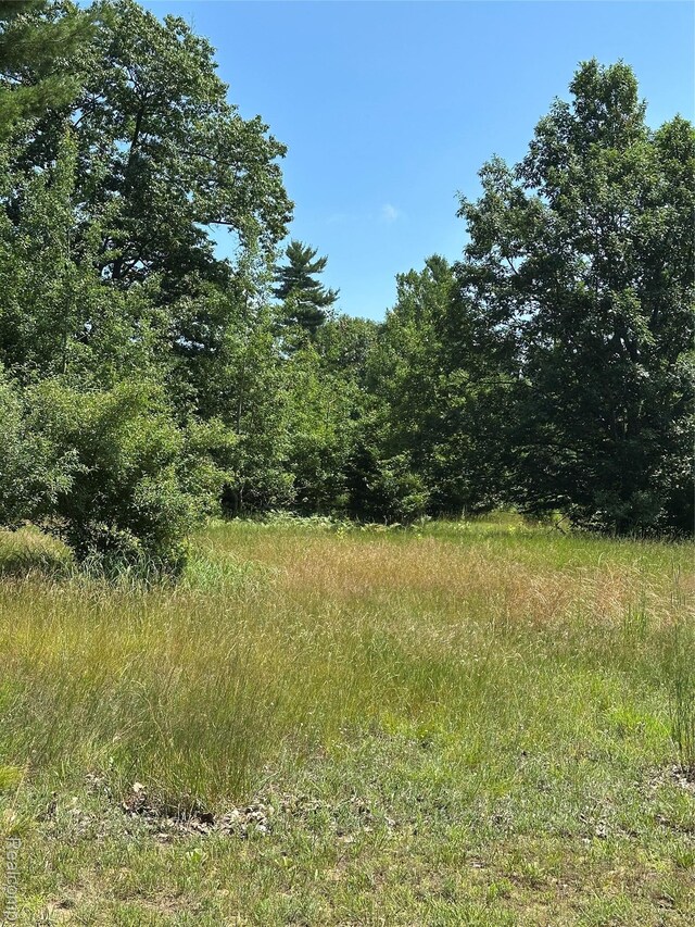 77 E Starlight Ridge Cir, Onekama, MI 49675