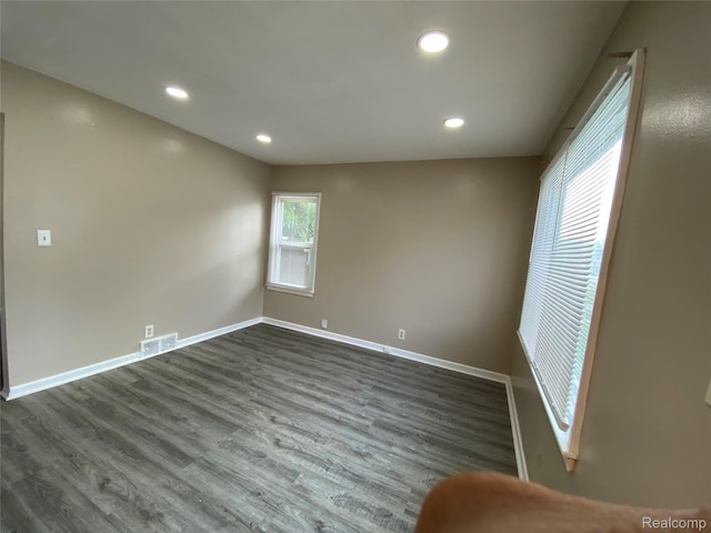 11236 Studebaker Ave, Warren, MI 48089 - spare room featuring dark wood-style floors and recessed lighting