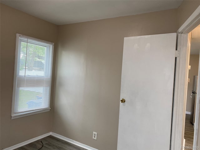 11236 Studebaker Ave, Warren, MI 48089 - empty room featuring wood finished floors and baseboards