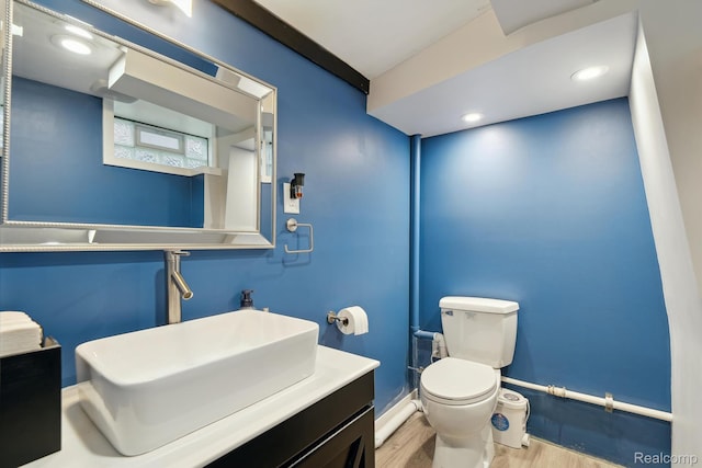1333 N Franklin St, Dearborn, MI 48128 - bathroom with wood finished floors, vanity, and recessed lighting