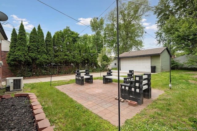 1333 N Franklin St, Dearborn, MI 48128 - view of patio featuring a detached garage and an outdoor structure
