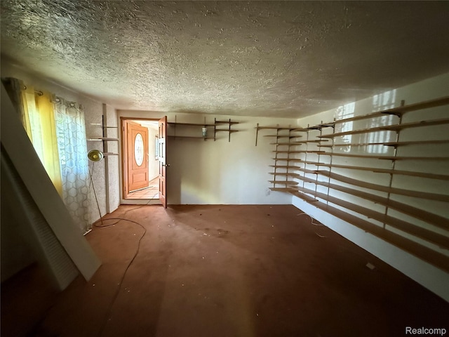 6456 W Court St, Flint, MI 48532 - interior space with a textured ceiling