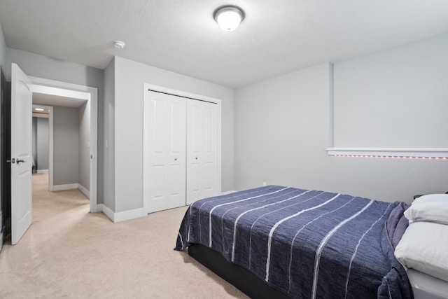 855 Cooks Crossing Dr SE, Byron Center, MI 49315 - bedroom with light carpet and a closet