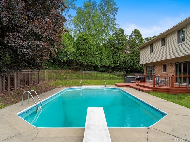 1890 Ludgate Ln, Rochester Hills, MI 48309 - view of pool featuring a deck, a fenced backyard, and a diving board
