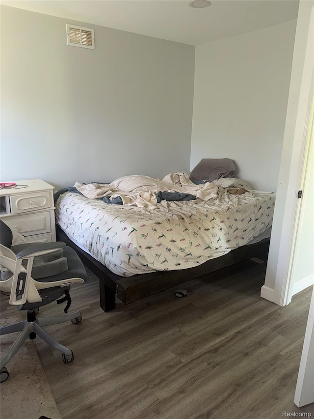 19374 Five Points St, Redford, MI 48240 - bedroom featuring wood finished floors and baseboards