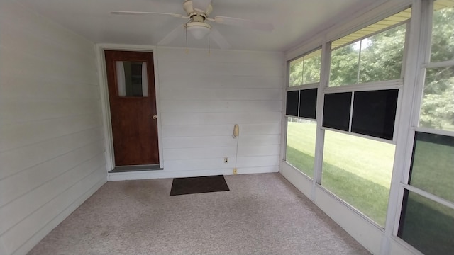 5037 Old Colony Rd, Portage, MI 49024 - unfurnished sunroom featuring ceiling fan
