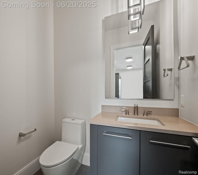 1120 Lyonhurst St, Birmingham, MI 48009 - half bath featuring vanity and toilet