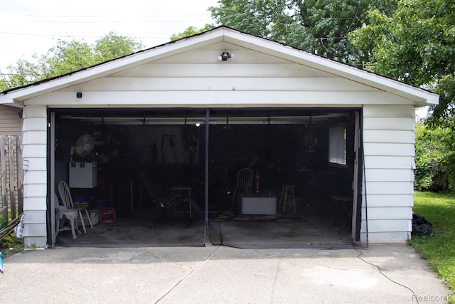 21100 Syracuse Ave, Warren, MI 48091 - photo 5