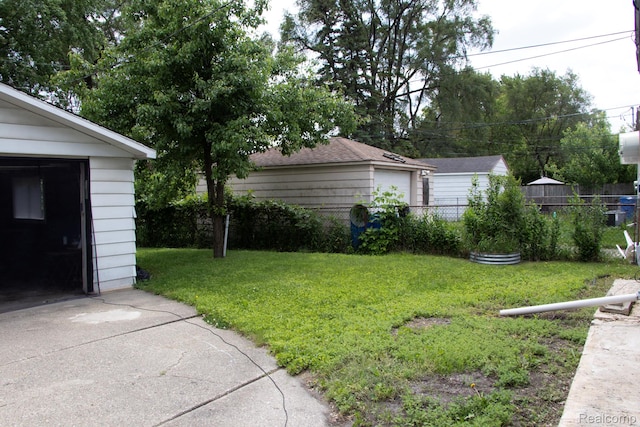 21100 Syracuse Ave, Warren, MI 48091 - photo 4