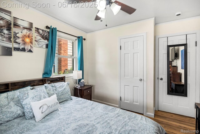 12925 Castle St, Southgate, MI 48195 - bedroom featuring crown molding, wood finished floors, and ceiling fan