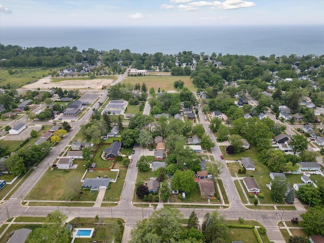 857 Kalamazoo St, South Haven, MI 49090 - aerial overview of property's location featuring a nearby body of water and nearby suburban area