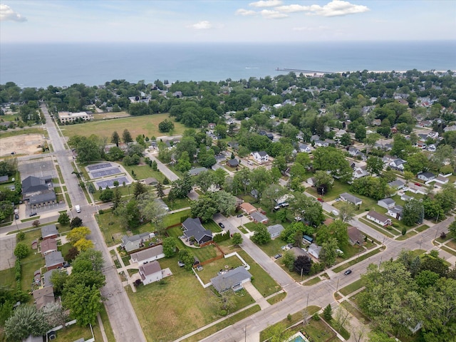 857 Kalamazoo St, South Haven, MI 49090 - aerial view of property and surrounding area featuring a nearby body of water