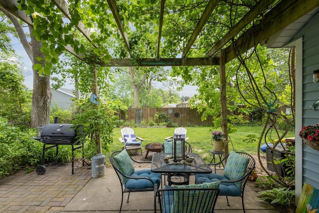 857 Kalamazoo St, South Haven, MI 49090 - fenced backyard with a patio